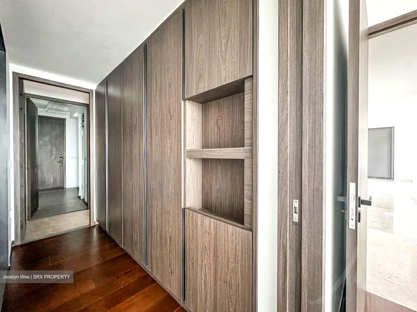Midtown Modern (D7), Apartment #532096321